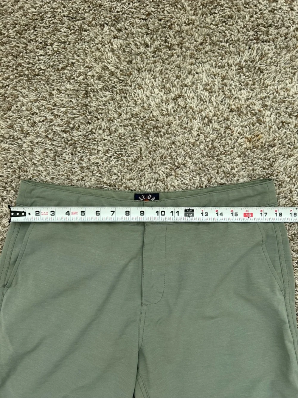 Faherty All Day Shorts Mens 33 Sage Green Gorpcore 9” Stretch Hybrid Golf